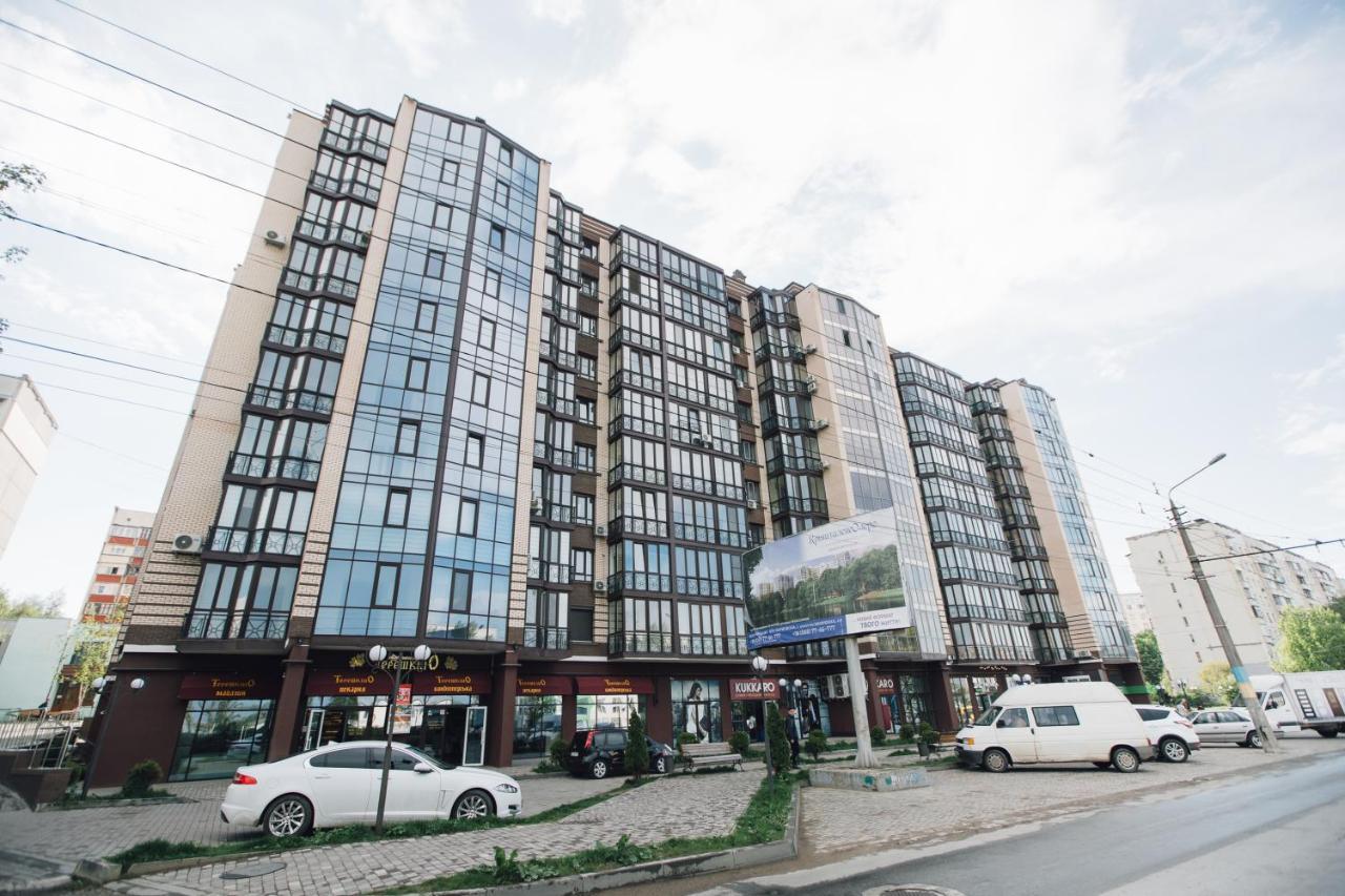 Atlant Luxury Big Family Five Apart On Golovna Поряд З Тц Депот Wi Fi 24 На 7 Чернивци Екстериор снимка